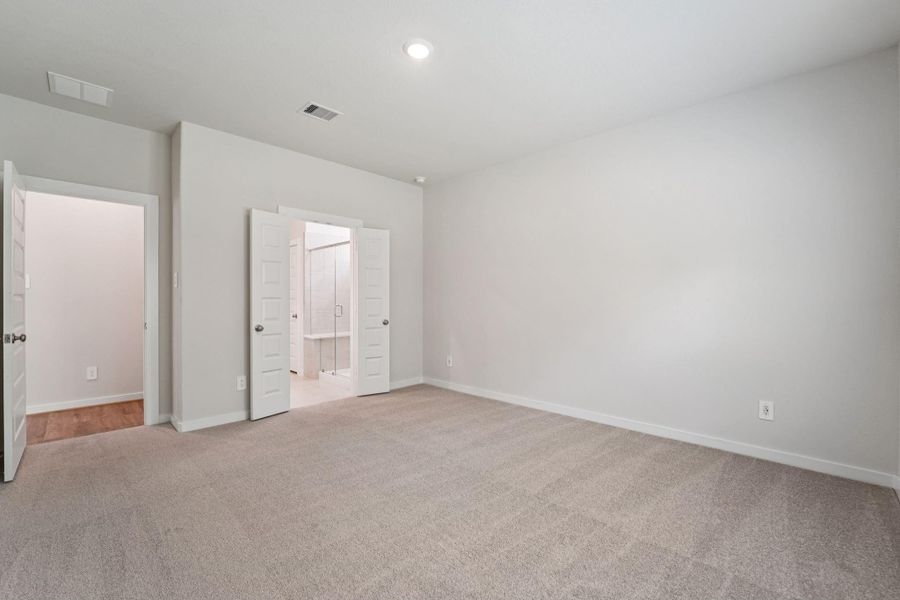 Spacious, unfurnished interior of a new home in Landing Meadows - Traditional Series, New Caney (Image 24). Spacious, unfurnished interior of a new home in Landing Meadows - Traditional Series, New Caney (Image 24).