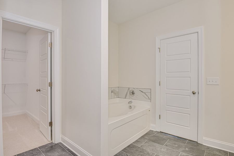 Furnished interior view inside a new home in The Sanctuary, Aiken (Image 14). Furnished interior view inside a new home in The Sanctuary, Aiken (Image 14).