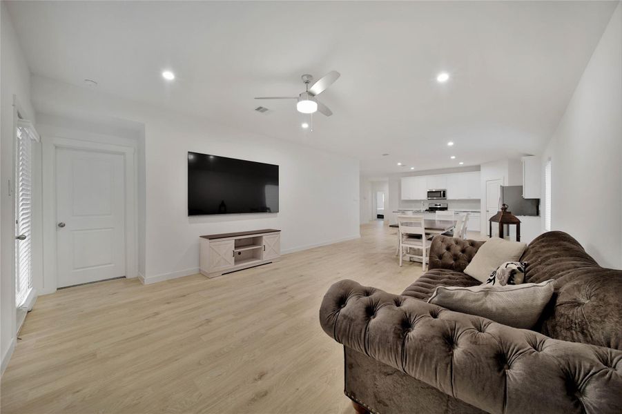 Furnished interior view inside a new home in Sorrento, Richmond (Image 6).