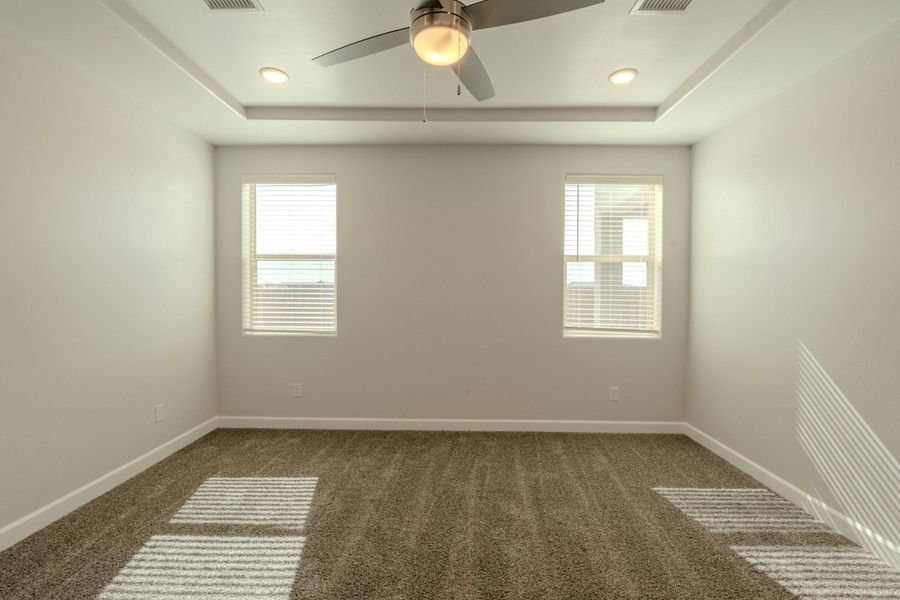 Spacious, unfurnished interior of a new home in Paseo Del Este, El Paso (Image 24).