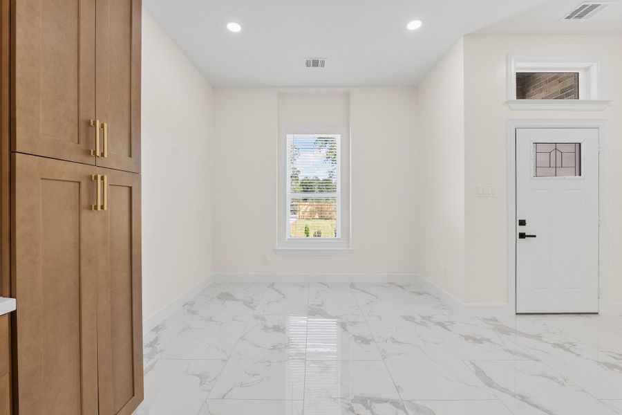 Image 28 of a home in . Image 28 of a home in .