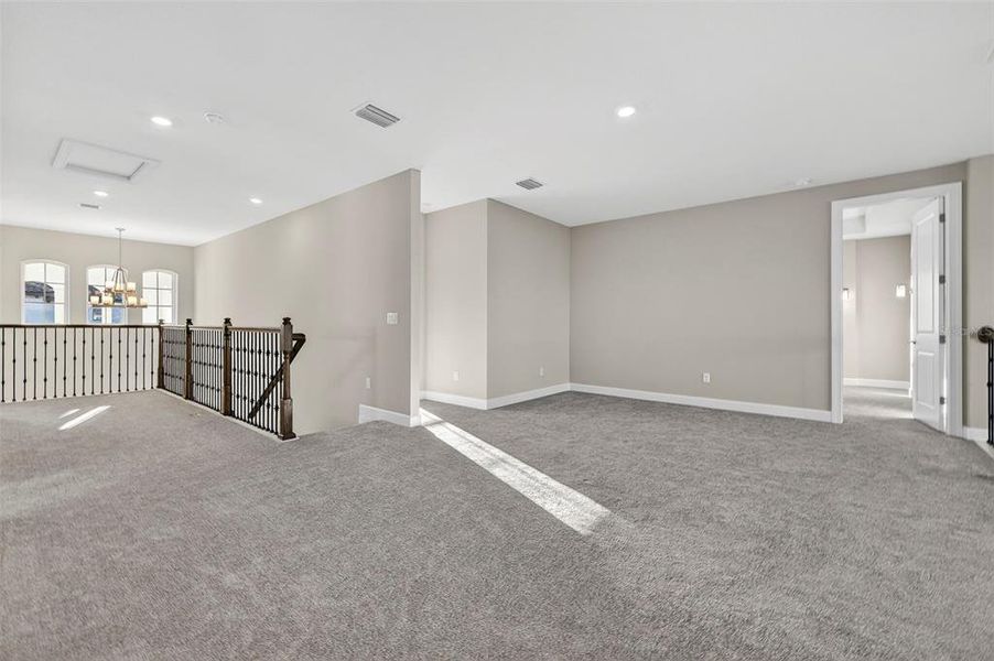 Spacious, unfurnished interior of a new home in , Wesley Chapel (Image 26).