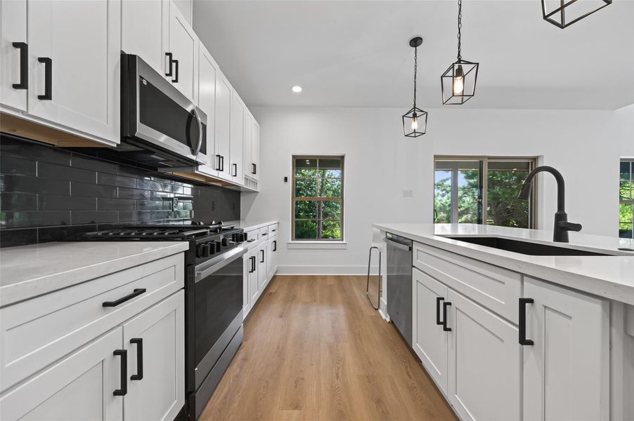 Furnished interior view inside a new home in , Conroe (Image 18).