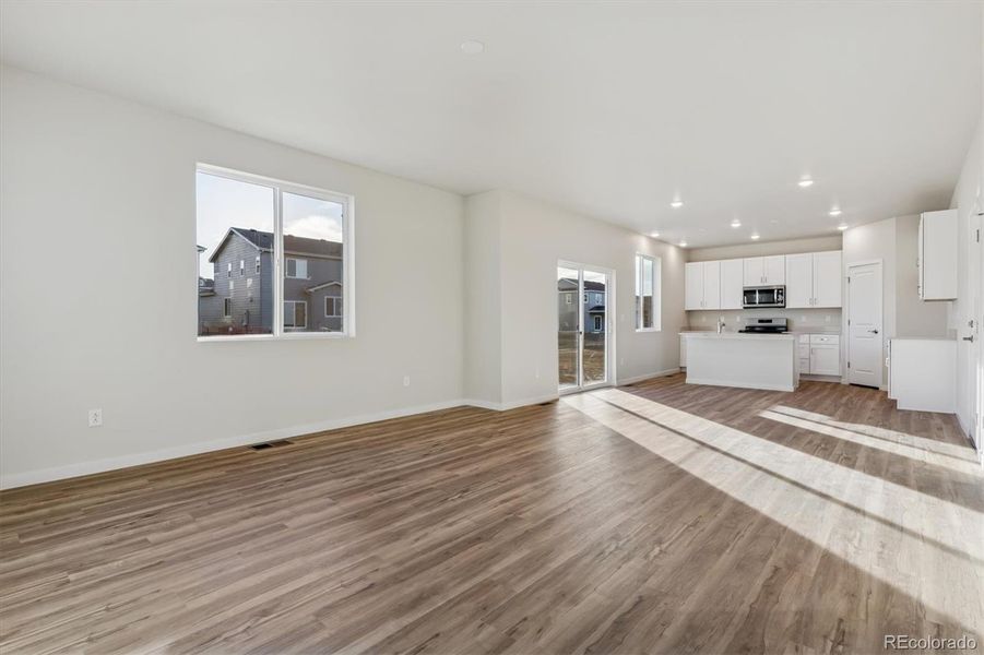 Spacious, unfurnished interior of a new home in Farmlore, Brighton (Image 12).