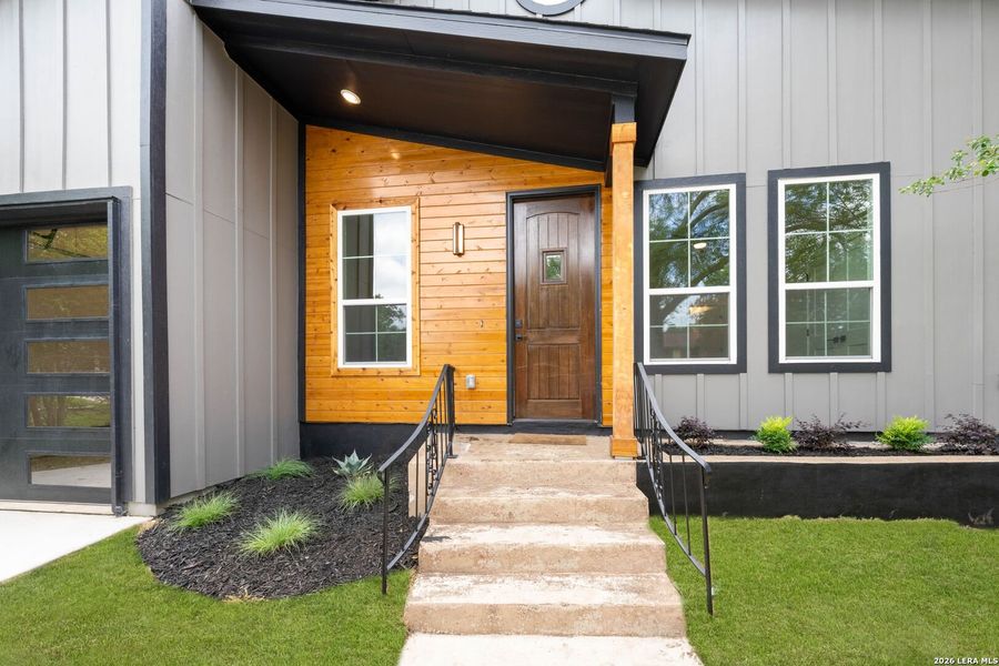 Exterior details and patio area of a home in , San Antonio (Image 31).