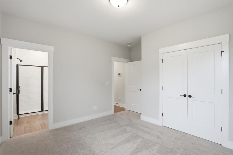 Spacious, unfurnished interior of a new home in The Enclave at Laurelbrook, Sherrills Ford (Image 13).