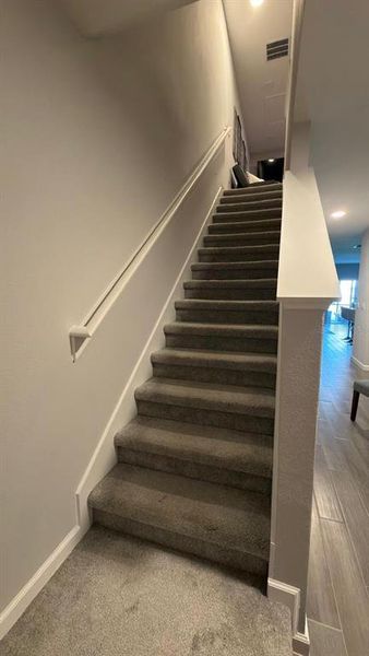 Spacious, unfurnished interior of a new home in , St. Cloud (Image 20).
