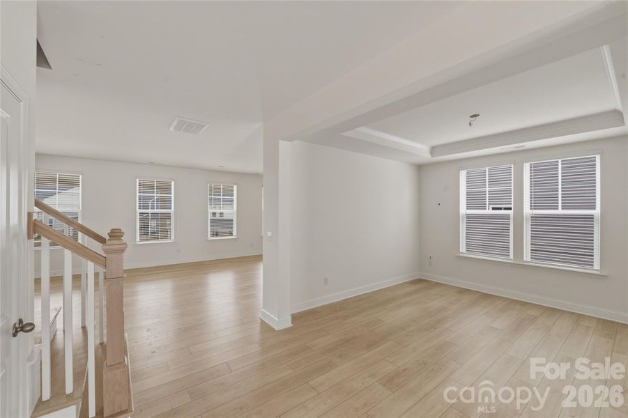 Spacious, unfurnished interior of a new home in Lakeside Glen, York (Image 18).