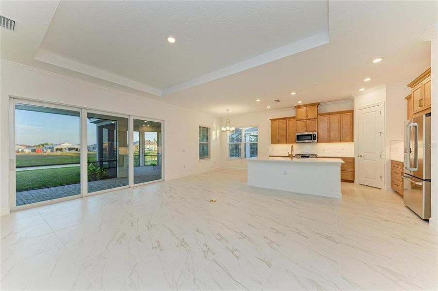 Spacious, unfurnished interior of a new home in Esplanade at Azario Lakewood Ranch, Lakewood Ranch (Image 20). Spacious, unfurnished interior of a new home in Esplanade at Azario Lakewood Ranch, Lakewood Ranch (Image 20).
