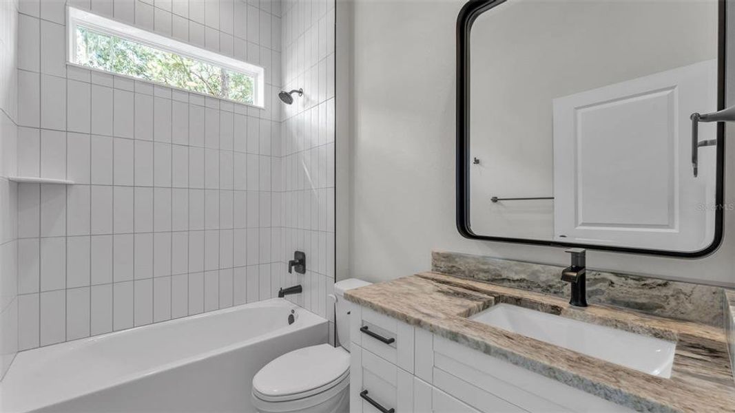 Furnished interior view inside a new home in , Lakeland (Image 5).