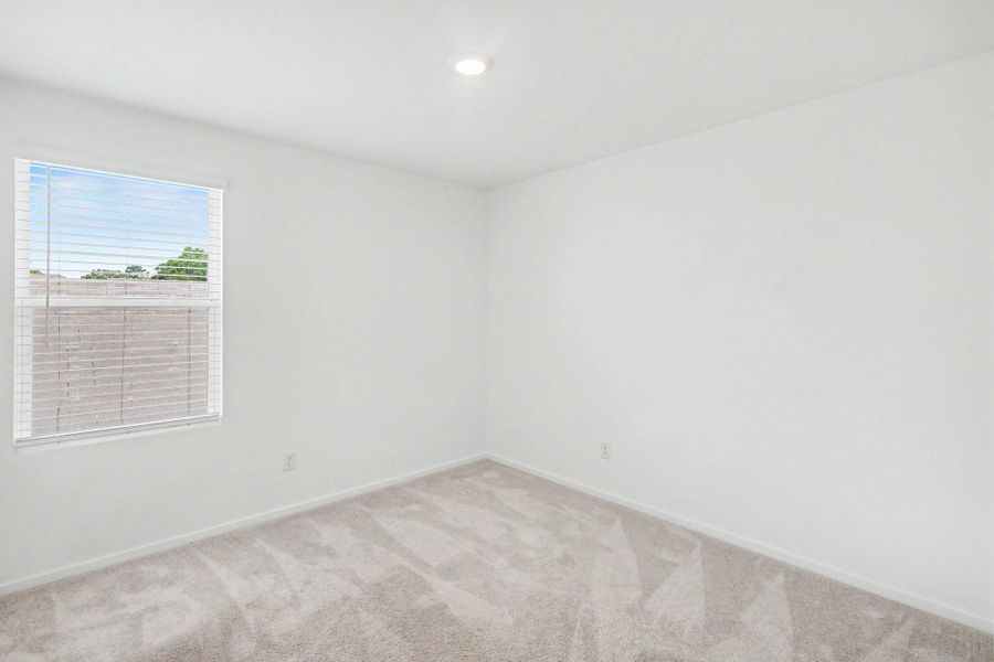 Spacious, unfurnished interior of a new home in Hill and Dale Ranch, Splendora (Image 20).