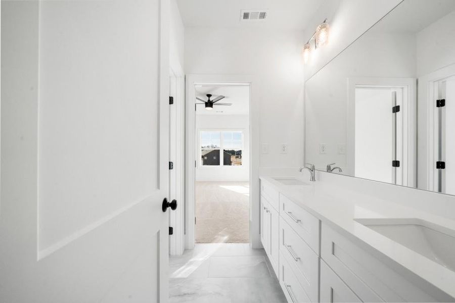 Image 34 of a home in .