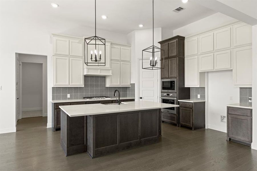 13. 409 Spoonbill - Kitchen (2)