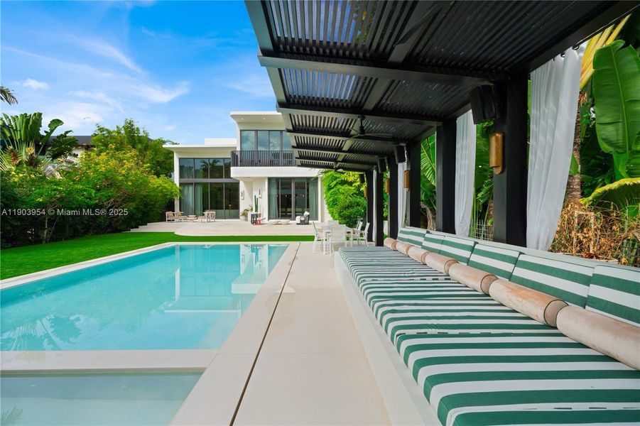 Exterior details and patio area of a home in , Miami Beach (Image 52).