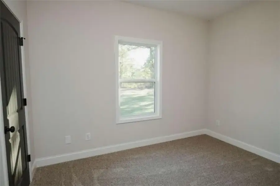 Spacious, unfurnished interior of a new home in , Douglasville (Image 27).
