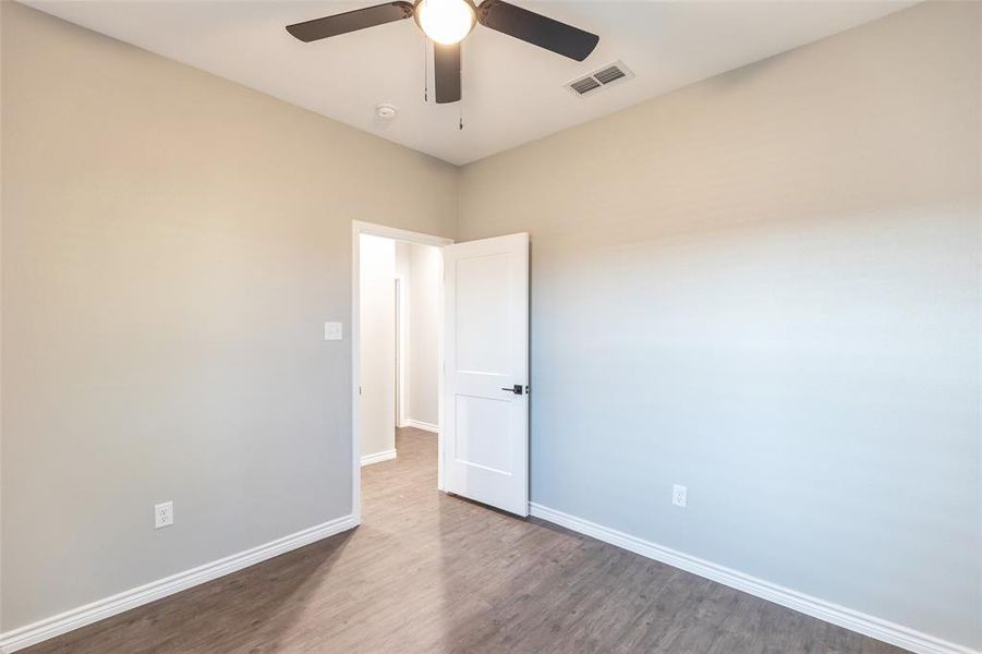 Spacious, unfurnished interior of a new home in , Abilene (Image 25).