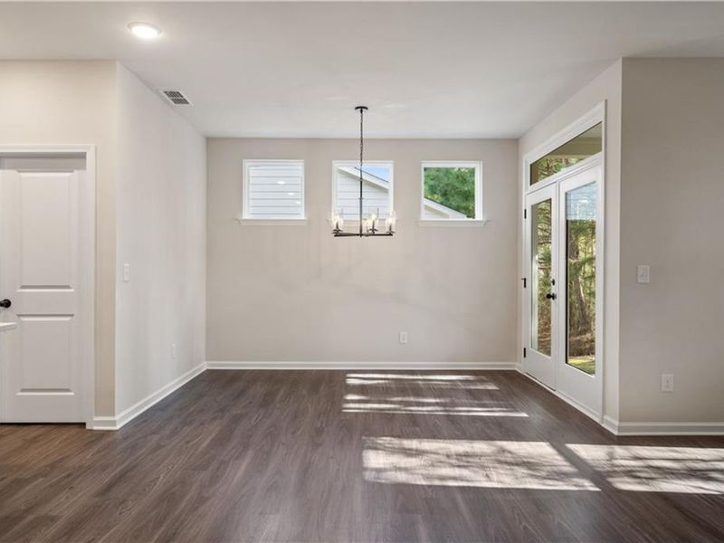 Spacious, unfurnished interior of a new home in Kelly Preserve, Loganville (Image 27).