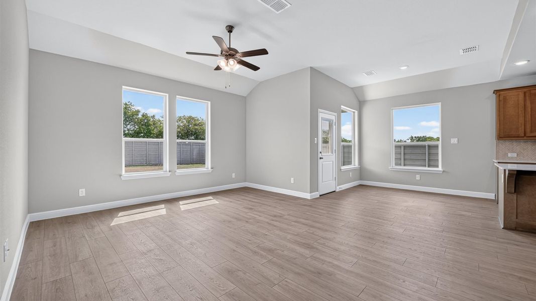 Representative unfurnished interior of a home built from the Tallow by D.R. Horton in Treeline, Justin (Image 19).