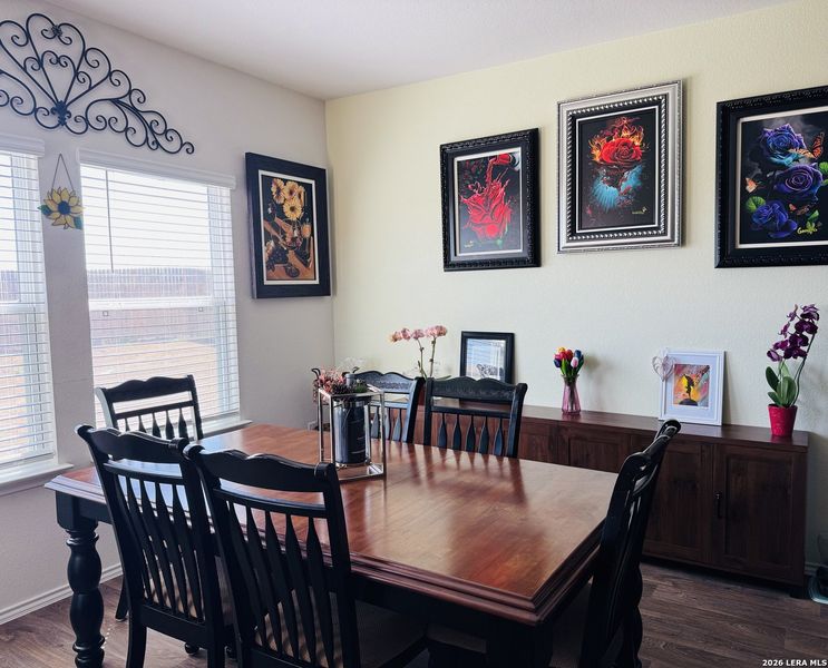 Furnished interior view inside a new home in Winding Creek, New Braunfels (Image 6).