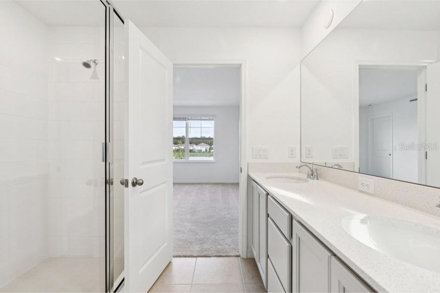 Furnished interior view inside a new home in Northlake Townhomes, Winter Garden (Image 12). Furnished interior view inside a new home in Northlake Townhomes, Winter Garden (Image 12).