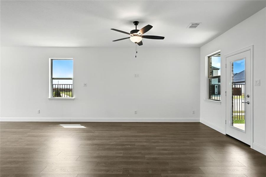 133 Tornillo Drive ~ Ready Now! 133 Tornillo Drive ~ Ready Now!