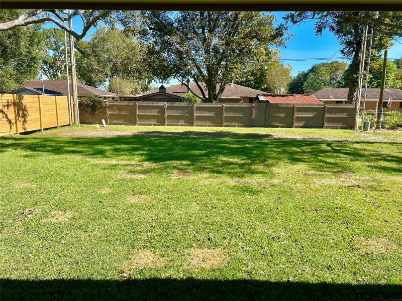 Exterior details and patio area of a home in , Angleton (Image 24).