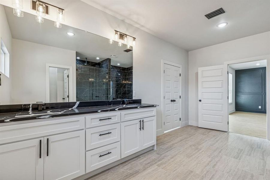 Furnished interior view inside a new home in , Dallas (Image 5). Furnished interior view inside a new home in , Dallas (Image 5).