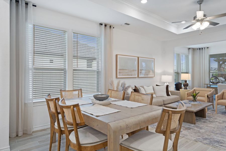 Dining Area Dining Area