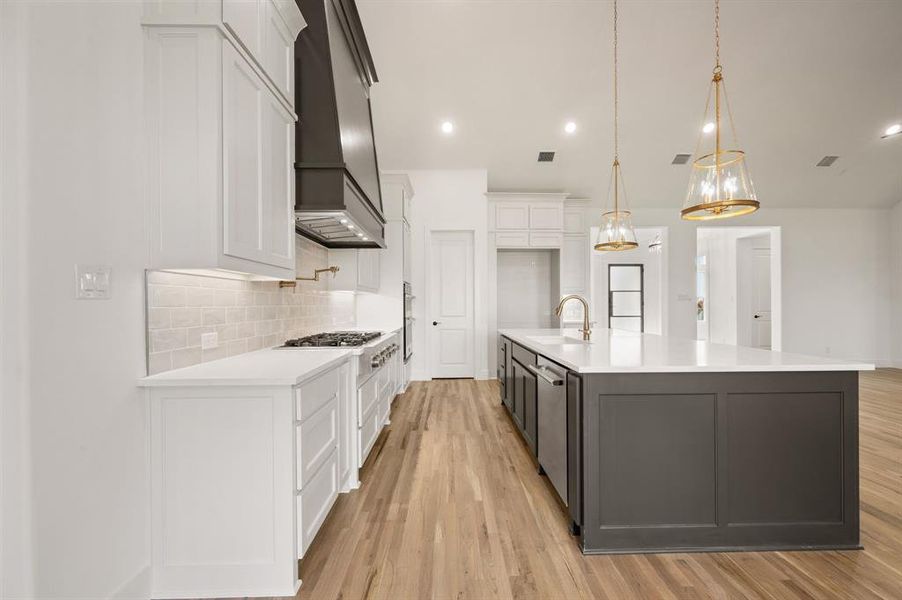 Furnished interior view inside a new home in NorthGlen, Haslet (Image 9).