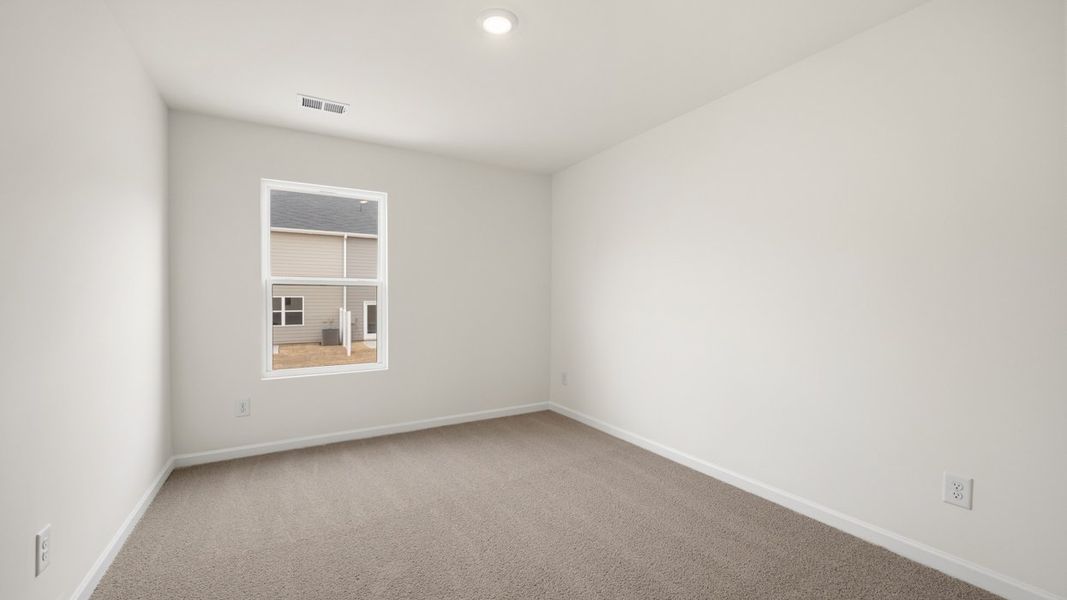 Spacious, unfurnished interior of a new home in Inverness at Sugarloaf, Lawrenceville (Image 21). Spacious, unfurnished interior of a new home in Inverness at Sugarloaf, Lawrenceville (Image 21).