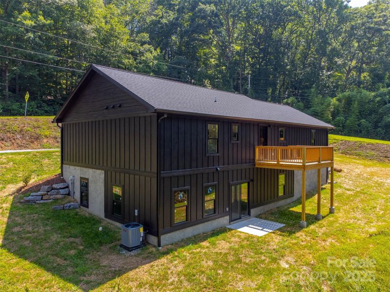 Exterior details and patio area of a home in , Sylva (Image 27).