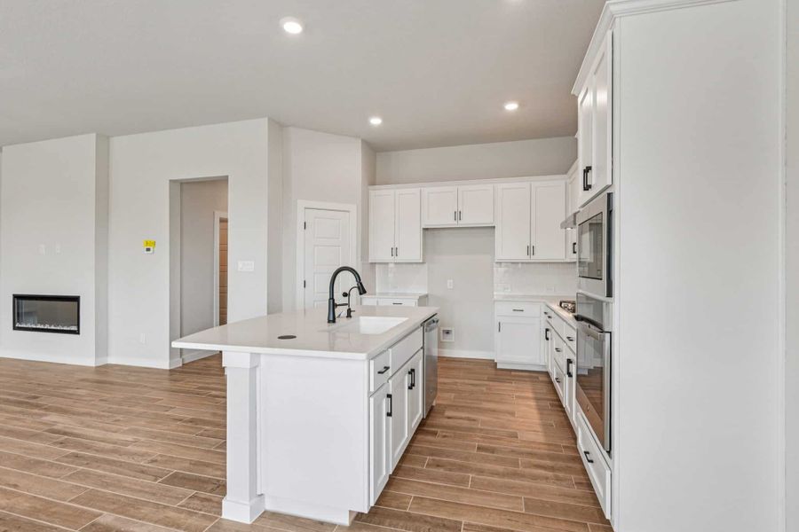 Furnished interior view inside a new home in Meyer Ranch, New Braunfels (Image 12).