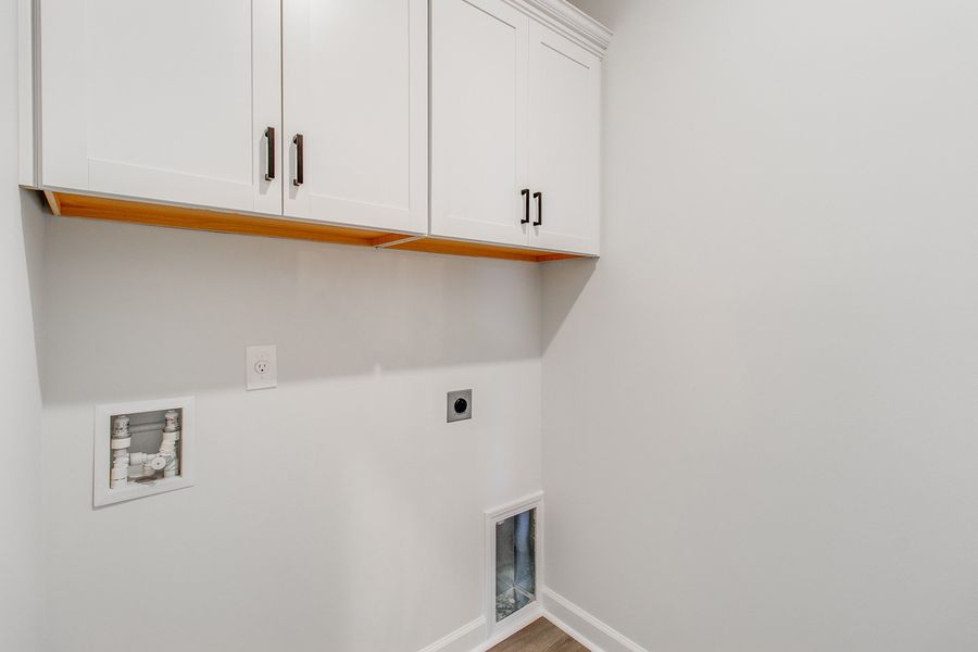 Spacious, unfurnished interior of a new home in Pebble Branch, Chapin (Image 32).