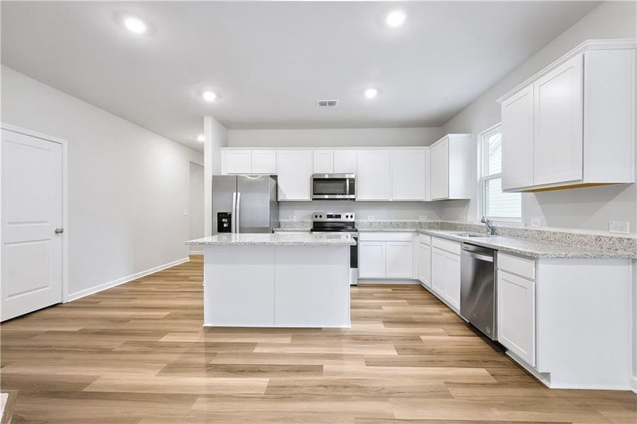 Furnished interior view inside a new home in Avery Ridge, Gainesville (Image 8).