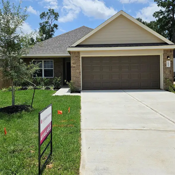 Front exterior of a new home in Granger Pines, Conroe, TX, highlighting curb appeal (Image 1). Front exterior of a new home in Granger Pines, Conroe, TX, highlighting curb appeal (Image 1).
