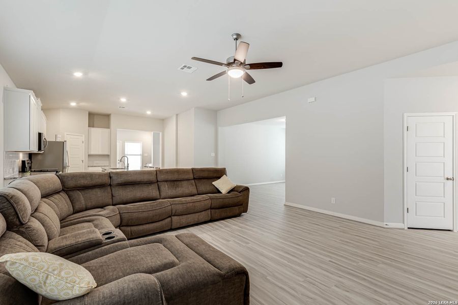 Furnished interior view inside a new home in Remington Ranch, San Antonio (Image 6).