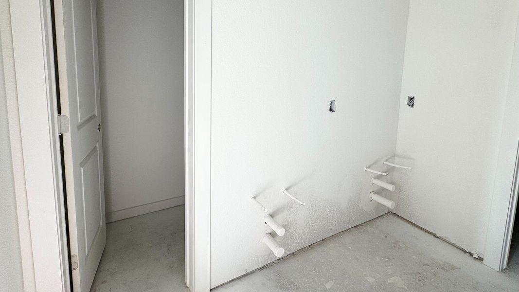 Furnished interior view inside a new home in Sky Ridge, San Marcos (Image 14).