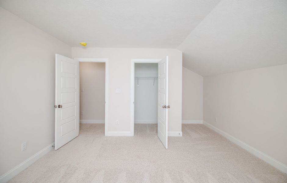 Spacious, unfurnished interior of a new home in The Sanctuary, Aiken (Image 38). Spacious, unfurnished interior of a new home in The Sanctuary, Aiken (Image 38).