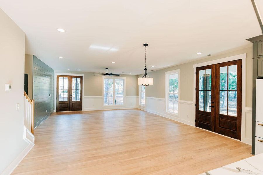 Spacious, unfurnished interior of a new home in , Walterboro (Image 35).
