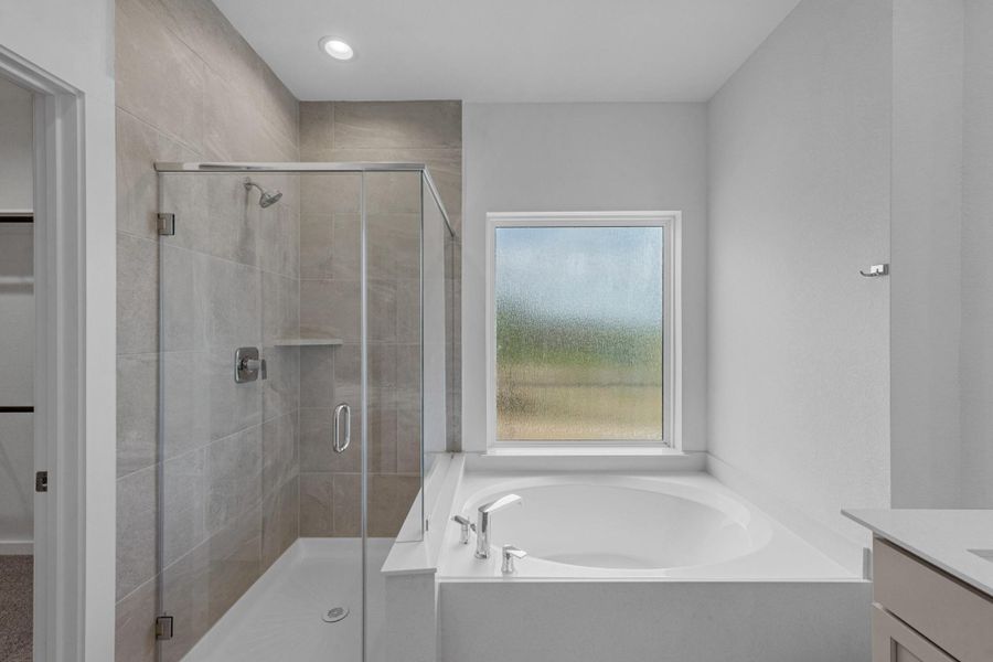 Furnished interior view inside a new home in Grand Mason Crossing, Katy (Image 11).