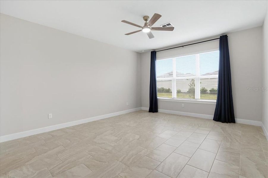 Spacious, unfurnished interior of a new home in , Palmetto (Image 25).