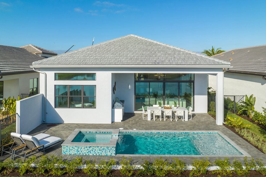 Representative exterior details of a home built from the Venice by GL Homes in Valencia Grand (55+), Boynton Beach (Image 27).