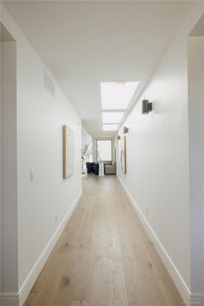 Spacious, unfurnished interior of a new home in , Superior (Image 18).