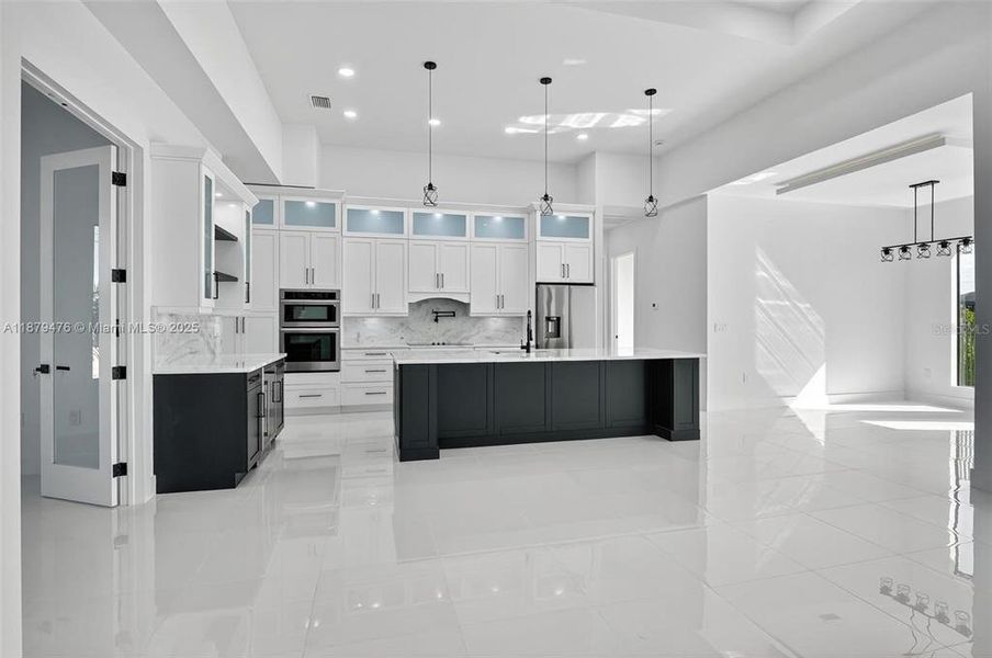 Image 33 of a home in .