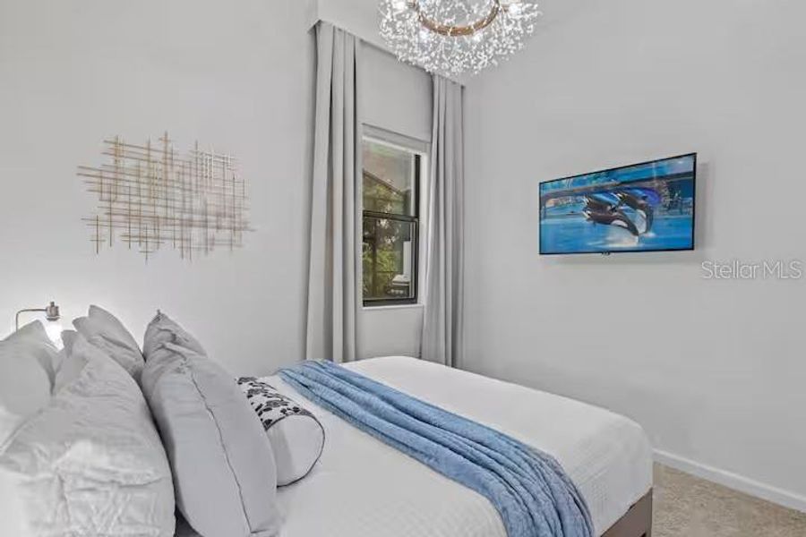 Furnished interior view inside a new home in , Orlando (Image 22).