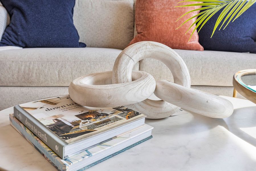 Representative interior finishes for a home built from the Charlotte by William Ryan Homes in The Sanctuary – Royal Collection, Punta Gorda (Image 22). Representative interior finishes for a home built from the Charlotte by William Ryan Homes in The Sanctuary – Royal Collection, Punta Gorda (Image 22).