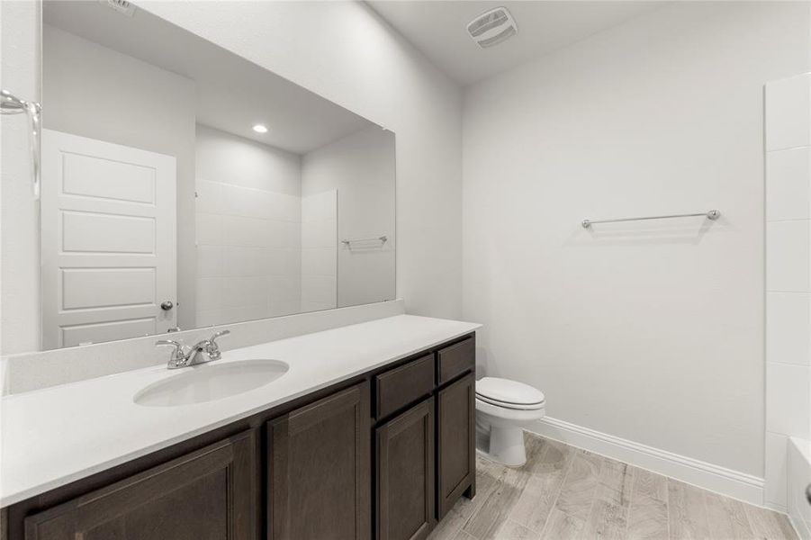 Furnished interior view inside a new home in Arcadia Trails, Balch Springs (Image 14).