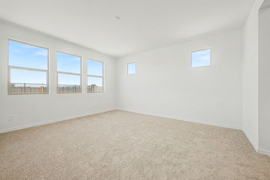 Spacious, unfurnished interior of a new home in White Tank Vistas, Waddell (Image 10). Spacious, unfurnished interior of a new home in White Tank Vistas, Waddell (Image 10).
