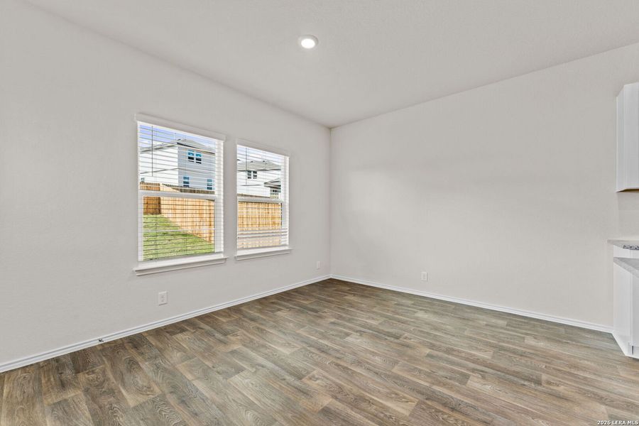 Spacious, unfurnished interior of a new home in Applewood, San Antonio (Image 23). Spacious, unfurnished interior of a new home in Applewood, San Antonio (Image 23).