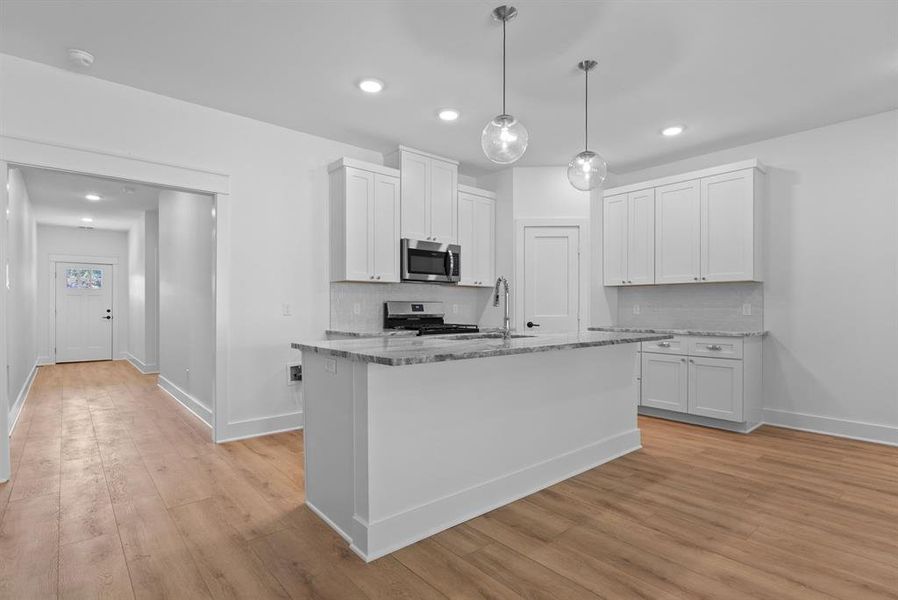 Furnished interior view inside a new home in , Tyler (Image 4).